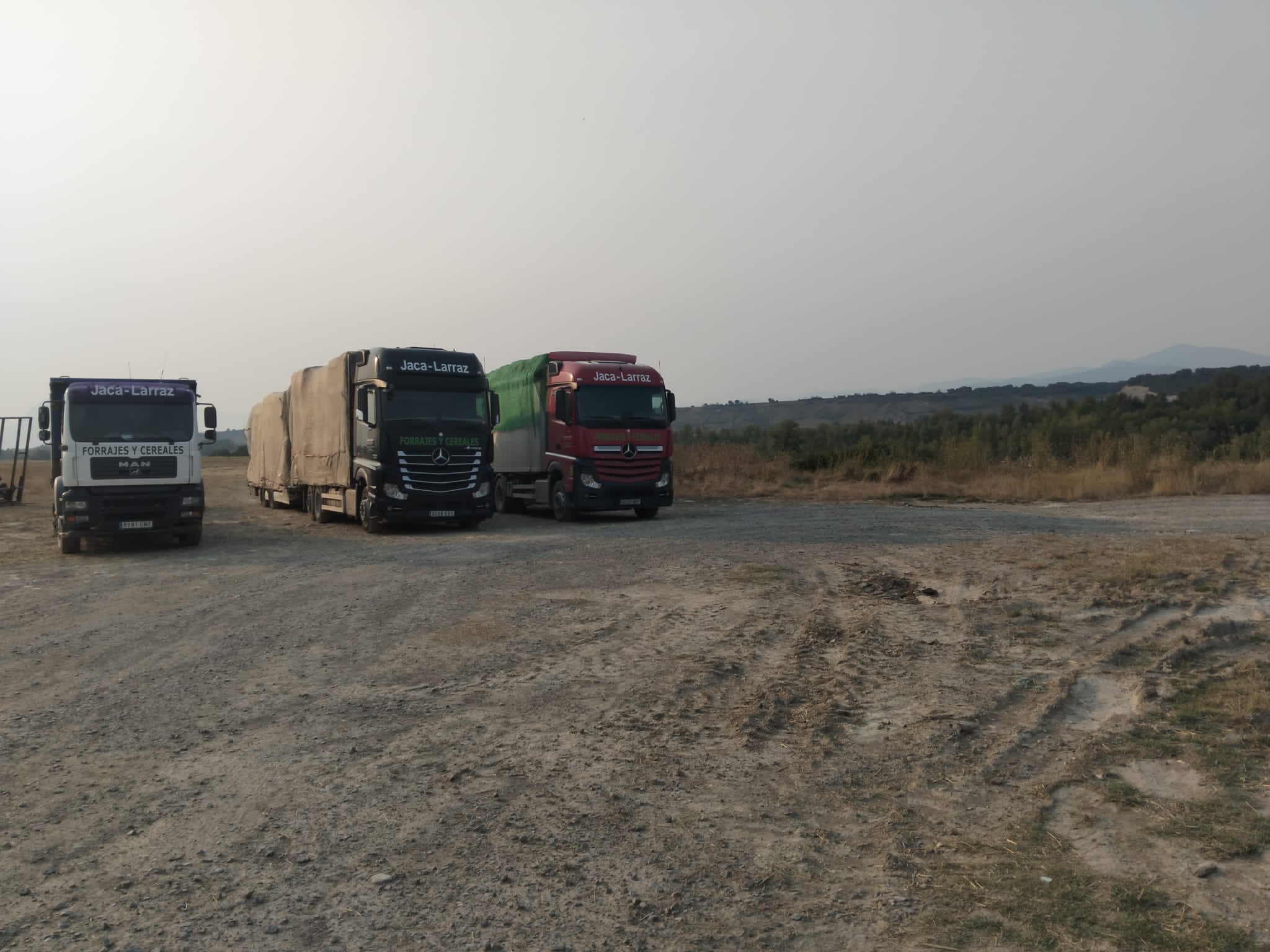 FOTO 2 SERVICIOS AGRICOLAS JACA LARRAZ