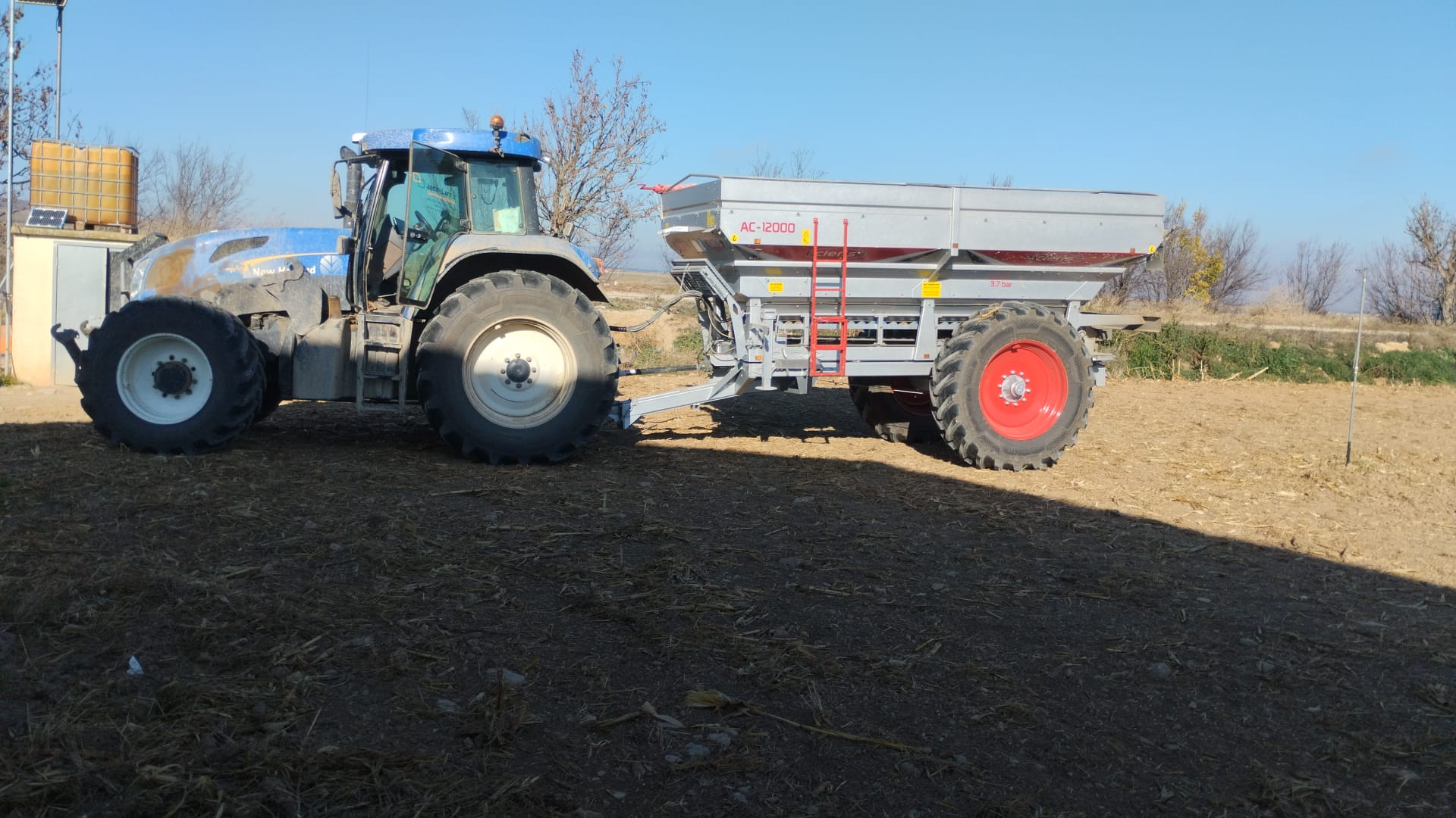 FOTO 25 SERVICIOS AGRICOLAS JACA LARRAZ