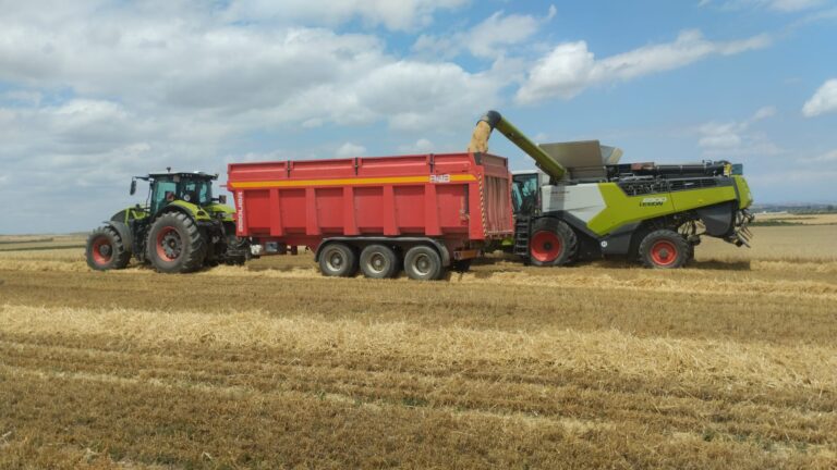 FOTO 28 SERVICIOS AGRICOLAS JACA LARRAZ