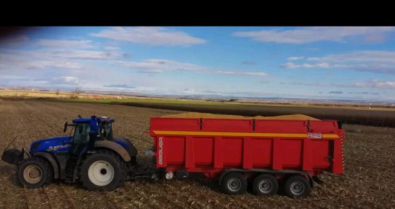 FOTO 32 SERVICIOS AGRICOLAS JACA LARRAZ