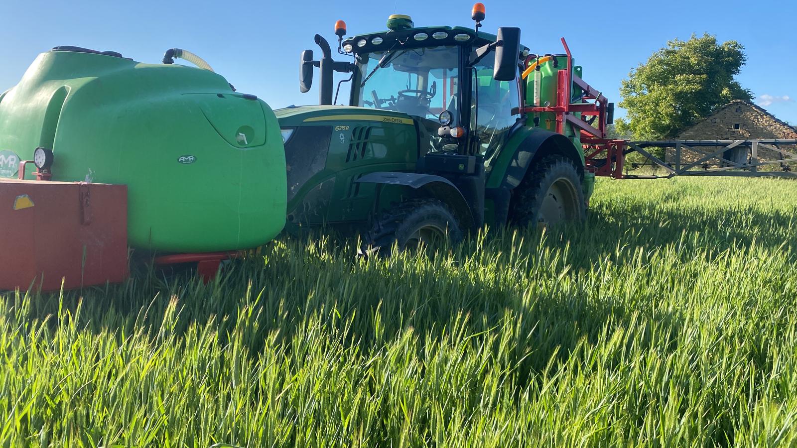 FOTO 72 SERVICIOS AGRICOLAS JACA LARRAZ